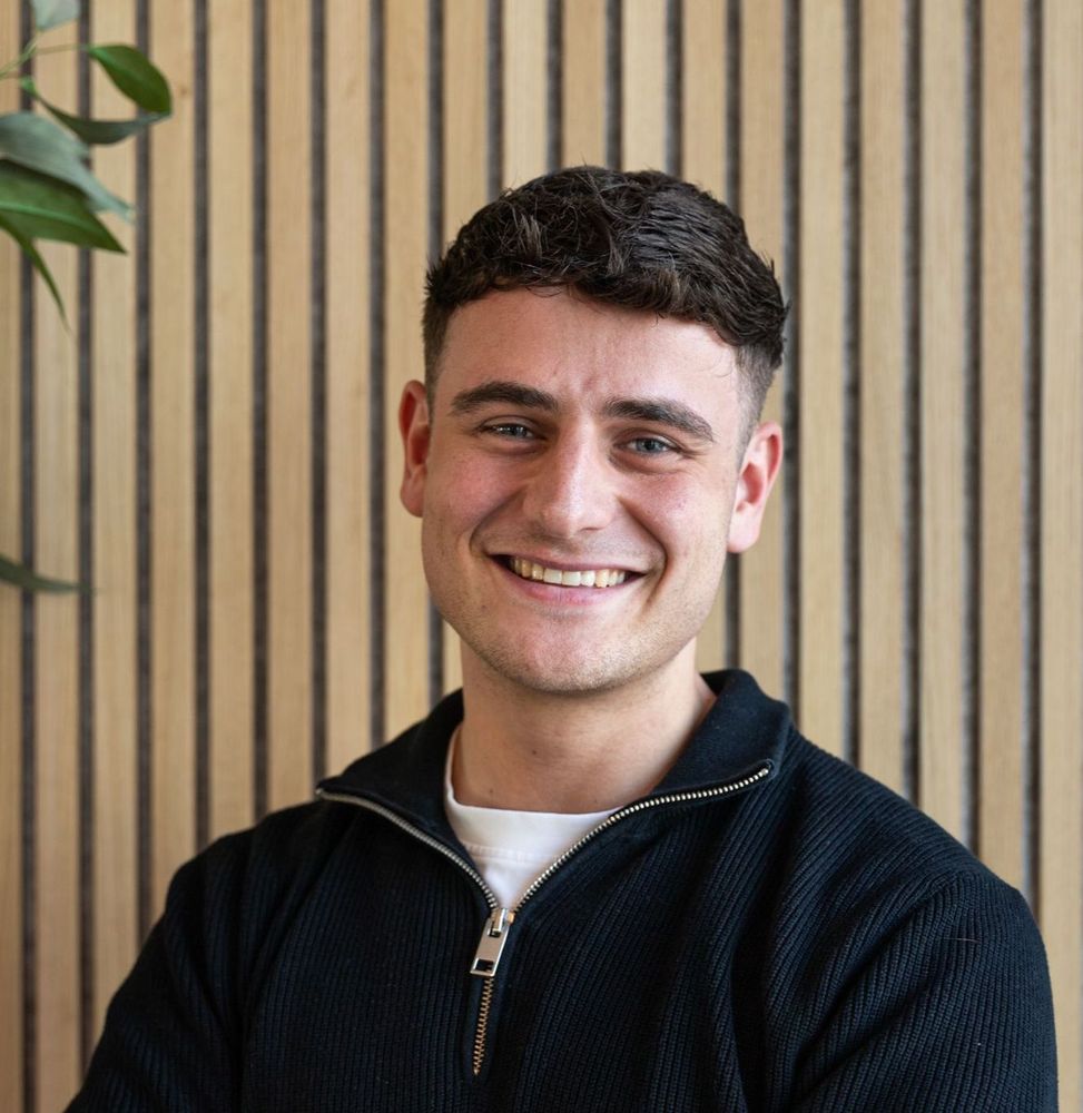 Portret-Aron-1-Favo.jpg .jpg